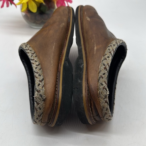 Simple Brown Leather Slip-On Loafers Size 10 MCL9144A main image 5
